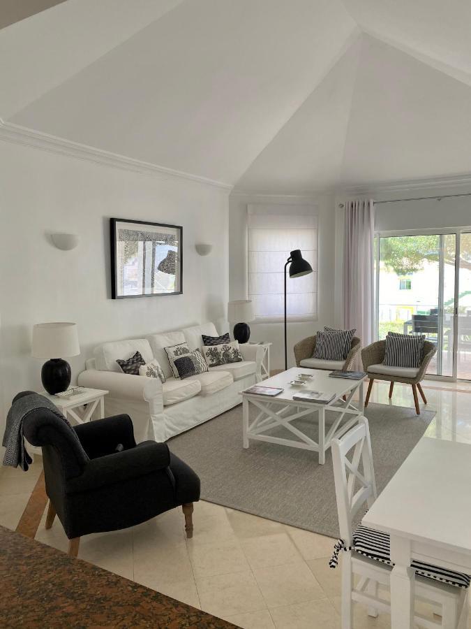 Beautiful Apartment For Rent In Quinta Do Lago With Excellent Resort Facilities Close To Lake And Beach. Esterno foto